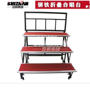 多功能合唱台：兼顾实用与舒适体验